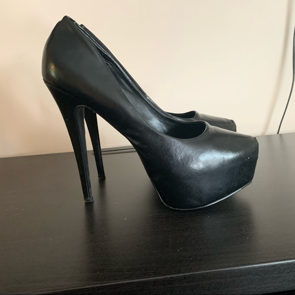 Steve Madden “Jupiter” Heels